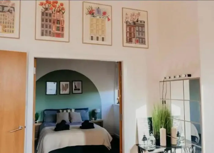 Glasgow City Centre Apartment